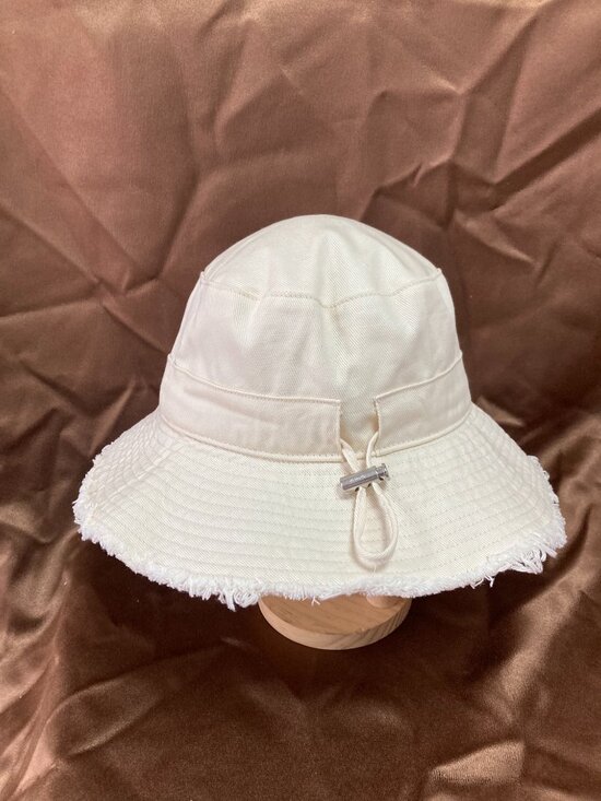 Jacquemus Le Bob Artichaut logo Bucket Hat main image 7